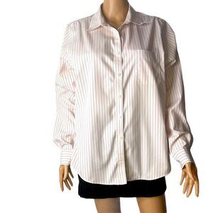 💋Bundle 4 items for $20. Add items💋 to a bundle